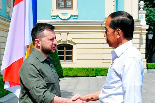 Explainer: Why Indonesia&#039;s Leader is Visiting Kyiv, Moscow
