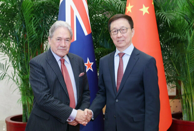 Chinese vice president meets with New Zealand deputy prime minister