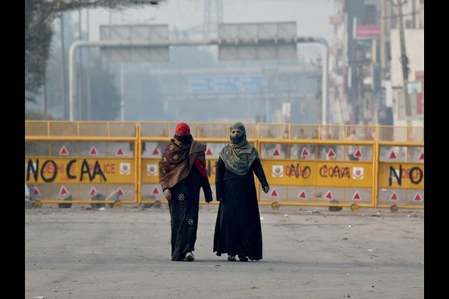 FIR lodged for manhandling of TV journalists at Shaheen Bagh