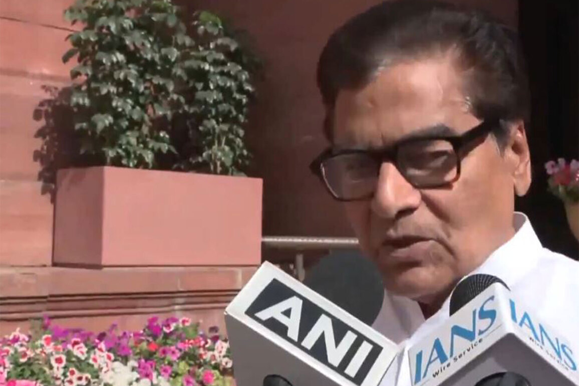 "Country going towards monarchy": Samajwadi Party MP Ram Gopal Yadav hits back at PM Modi's "ATM for loot" remark