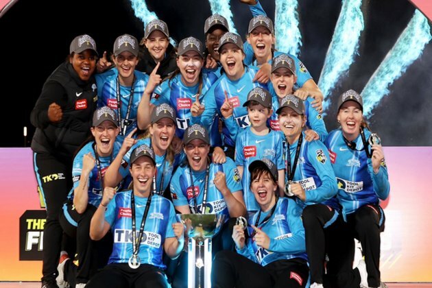 Adelaide Strikers upset Sydney Sixers to win maiden WBBL title