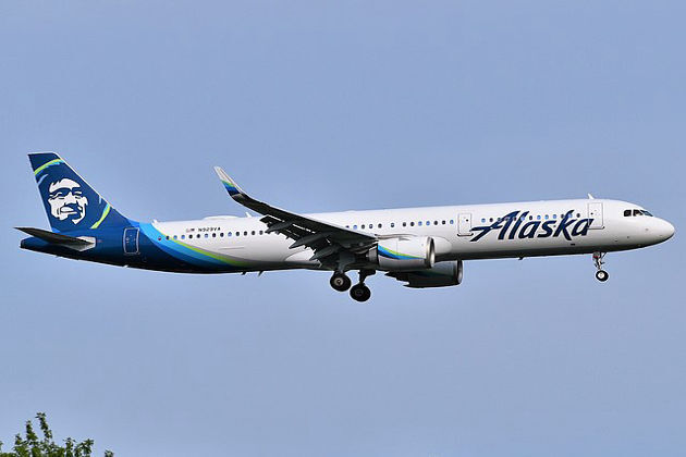 Glitch grounds Alaska Air, Horizon flights for nearly 3 hours