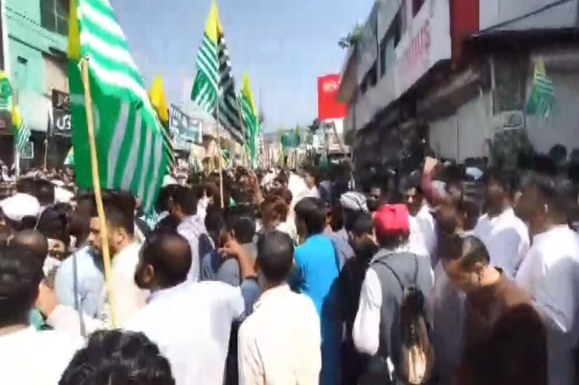 Major protests against Pak government in PoJK, opposition alleges forces fired on protestors