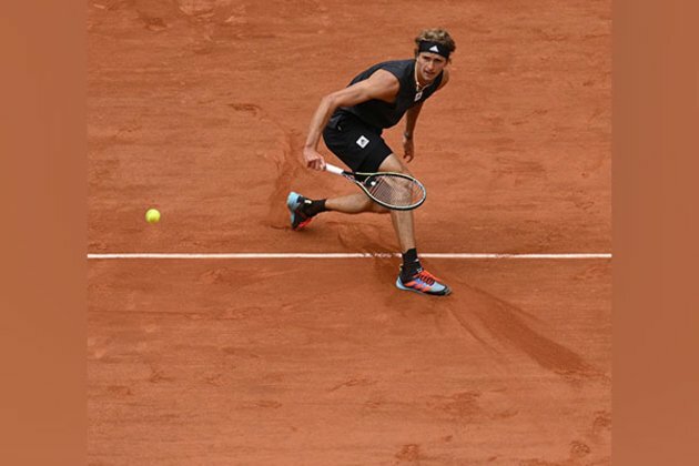 French Open: Carlos Alcaraz, Alexander Zverev rally to win; Novak Djokovic rolls into R3