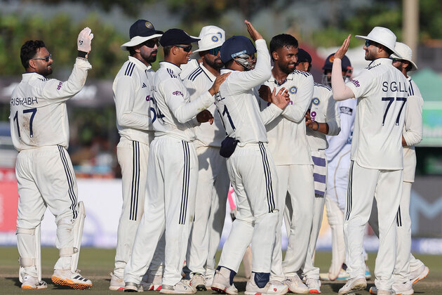 India need six more wickets to win as Day 4 ends with Sri Lanka reeling at 84/4 in Galle Test