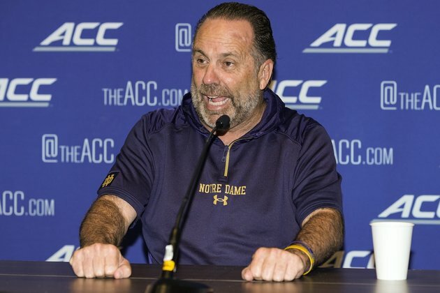 Texas AM upends Notre Dame in Maui 5th-place game