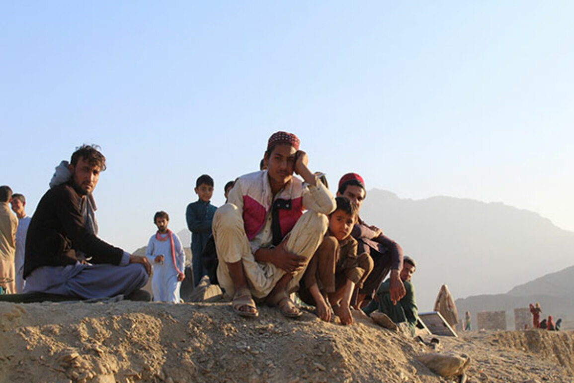 Afghan migrants in Pakistan decry mistreatment, continued arrests amid deportations