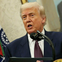 Trump threatens China with new tariffs