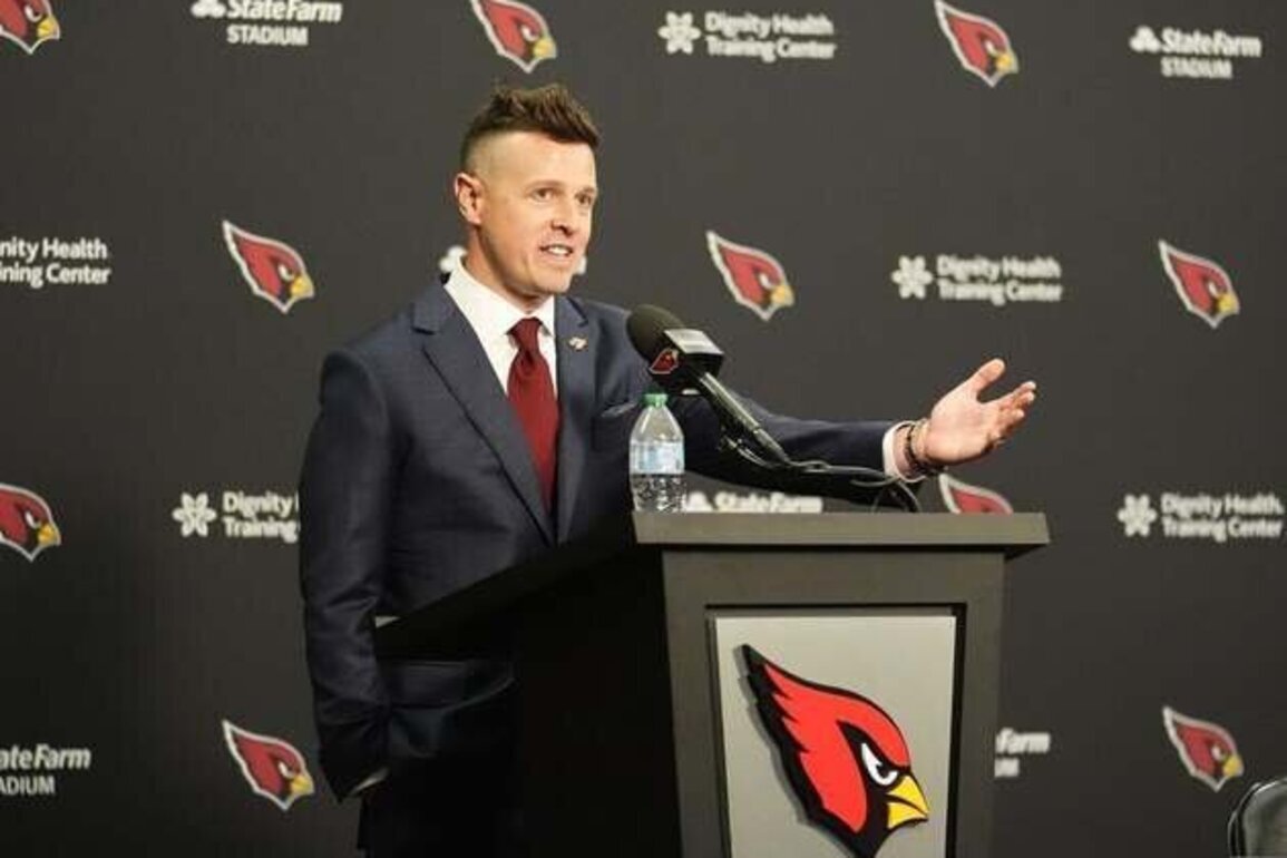Cardinals' Mike LaFleur defends OC choice Nathaniel Hackett