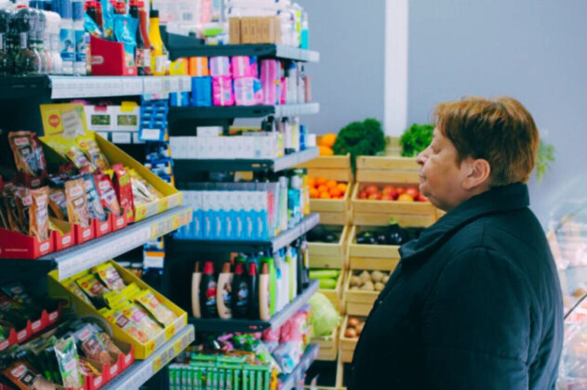 Small Shops in Bulgaria Struggle as Customers Shift to Big Chains