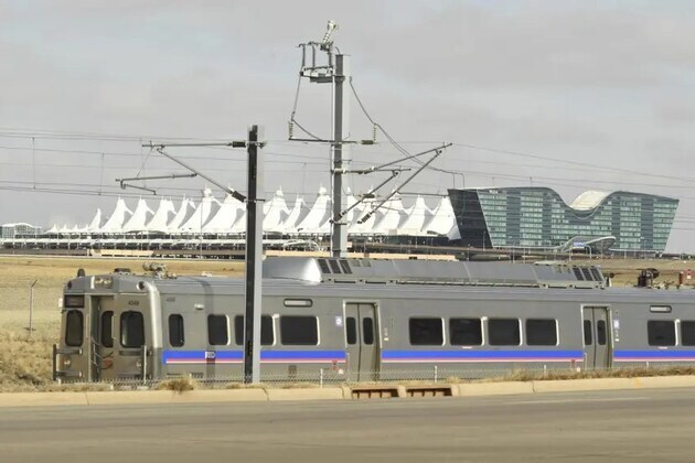 RTD's A line replaced with buses after crash