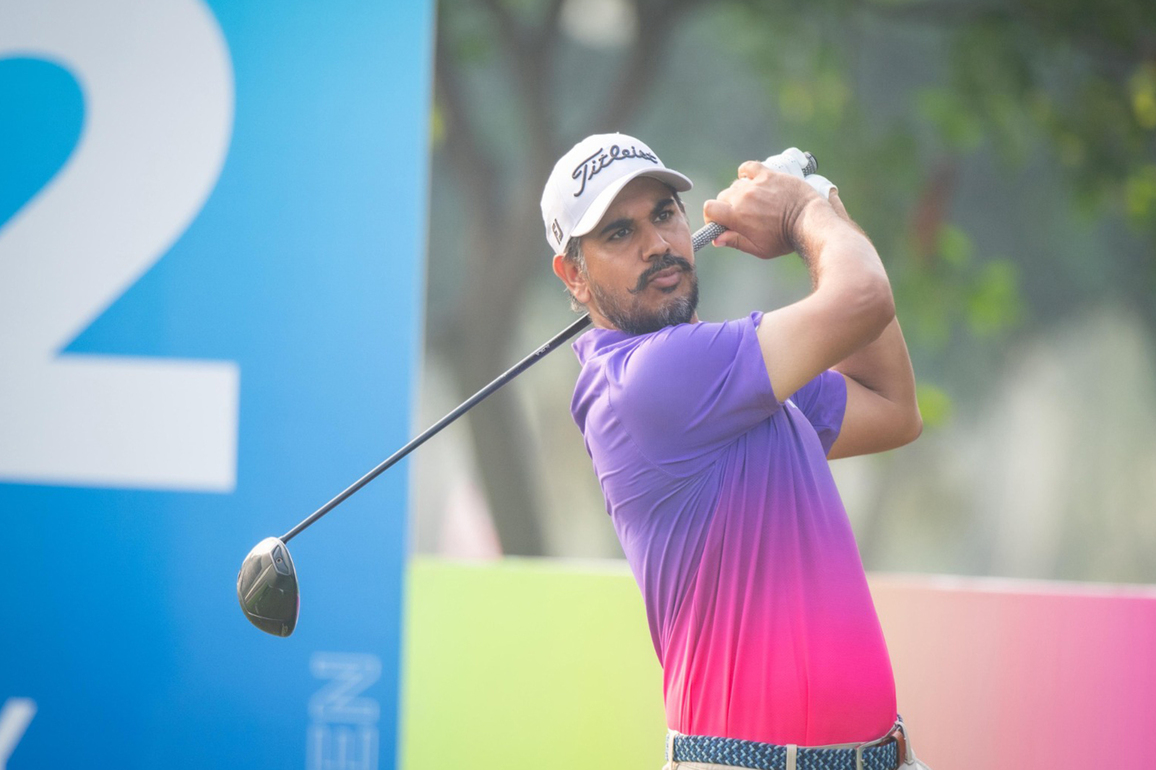 Gaganjeet Bhullar's brilliant charge gives him IGPL Delhi NCR title