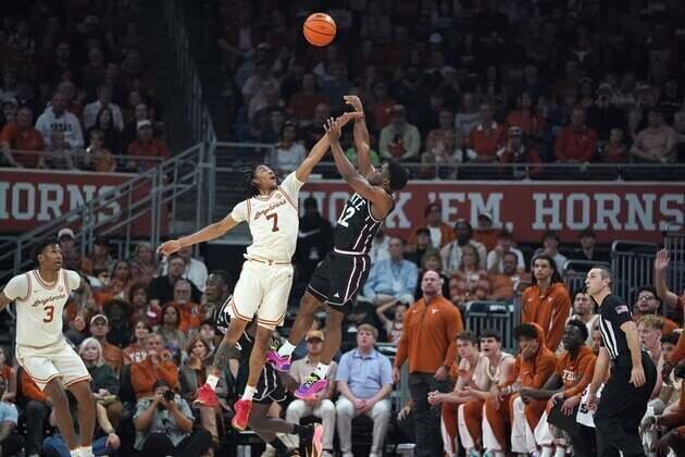 Josh Hubbard's career night nudges MSU over Texas in OT