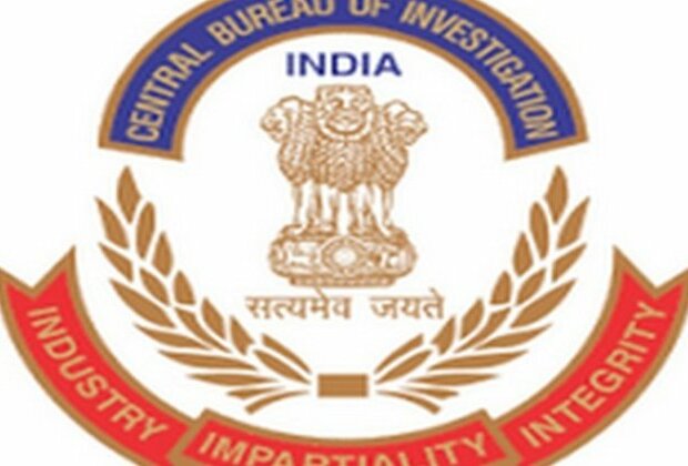 CBI raids at premises of GAIL marketing director, recovers Rs 1.30 cr cash