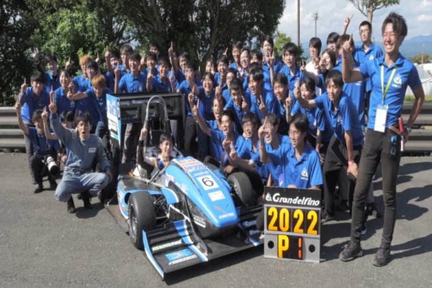 Japanese student showcases car manufacturing skills