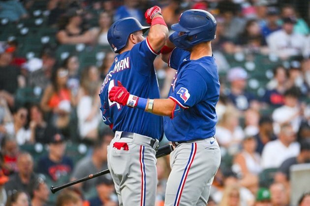 Searching for sweep of Tigers, Rangers turn to Dane Dunning