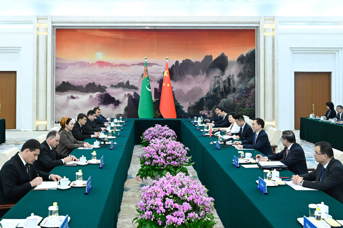 CHINA-BEIJING-HAN ZHENG-TURKMENISTAN-NATIONAL ASSEMBLY-CHAIRPERSON-MEETING (CN)