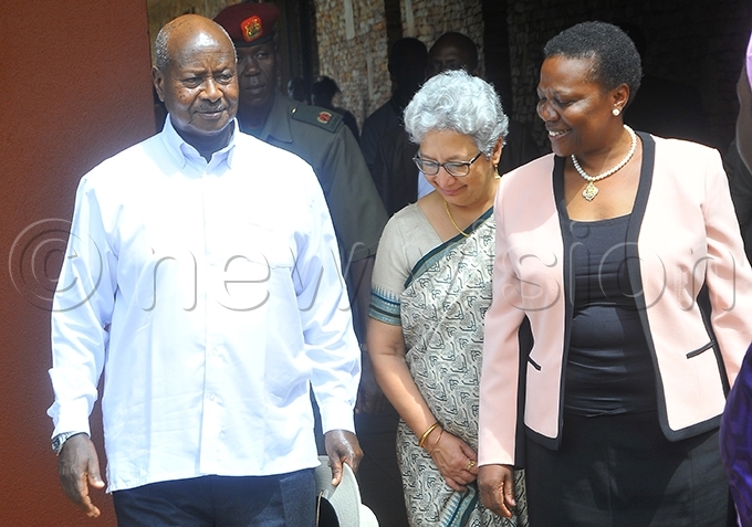 he peaker of arliament said she had forwarded a list of officials who swindled money to resident oweri useveni something rene uloni disputed ile hoto