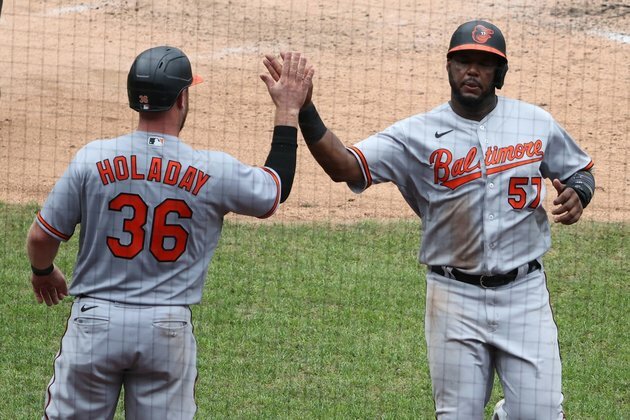 Rain suspends Orioles-Nationals in sixth inning