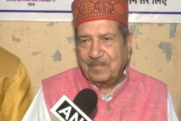 "Pakistan is standing on the brink of breaking up..," says RSS leader Indresh Kumar