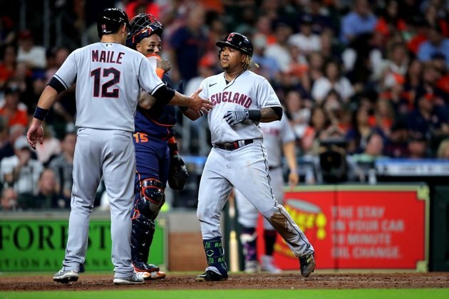 Jose Ramirez's 4 RBIs help Guardians take down Astros