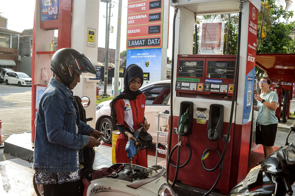 INDONESIA-YOGYAKARTA-NON-SUBSIDIZED PERTAMAX GASOLINE PRICE-HIKE
