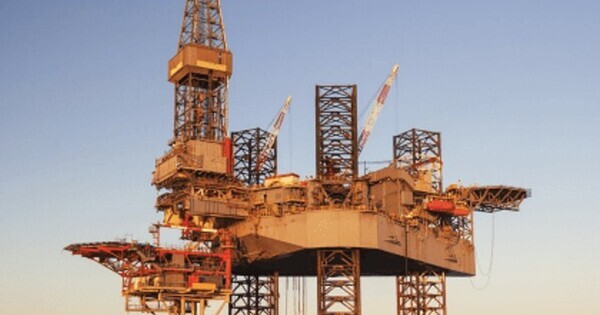 Australia's biggest-ever rig removal to start next week
