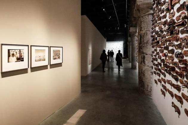 Jury of 61st International Art exhibition La Biennale di Venezia quits amid row over Russia participation