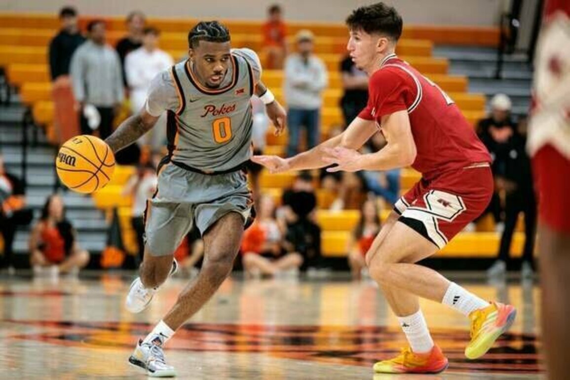 Jaylen Curry carries Oklahoma State past Nicholls