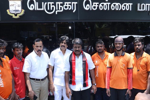 Tamil Nadu polls: DMK's Chittrarasu slams BJP leaders as 'election visitors', interacts with gig workers, pledges welfare expansion
