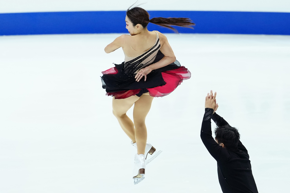 (SP)JAPAN-OSAKA-FIGURE SKATING-ISU GRAND PRIX-PAIRS SKATING-SHORT PROGRAM
