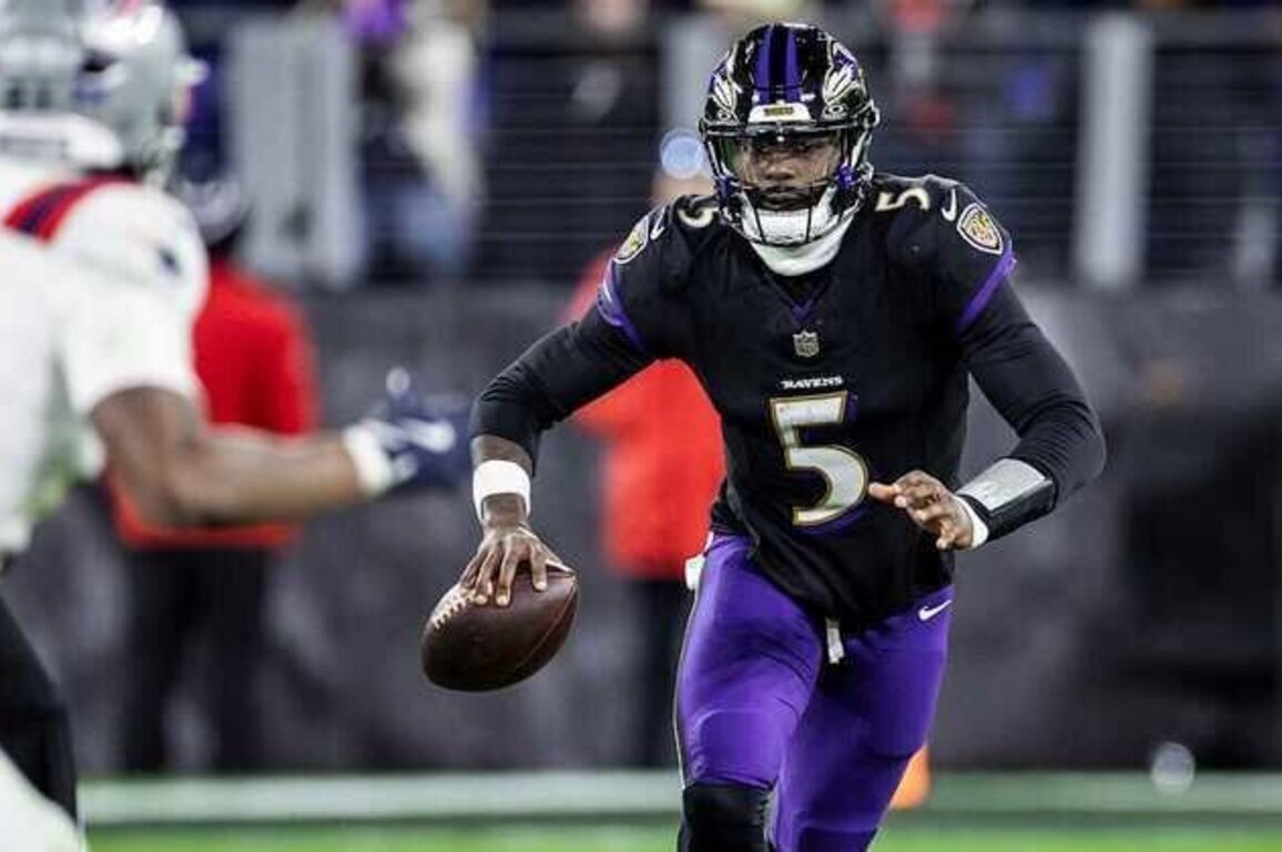 Ravens Bringing Back Tyler Huntley on Two-Year Deal