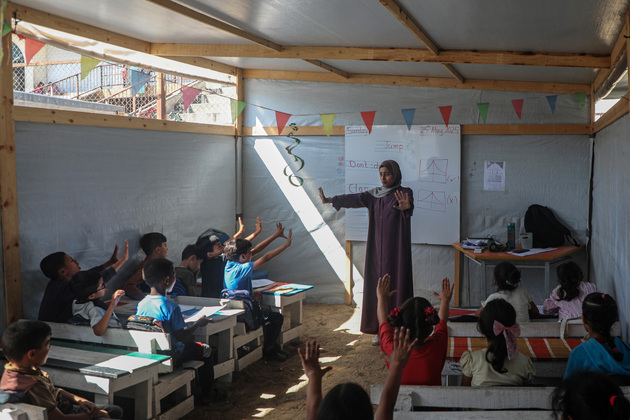 MIDEAST-GAZA CITY-TENT SCHOOL