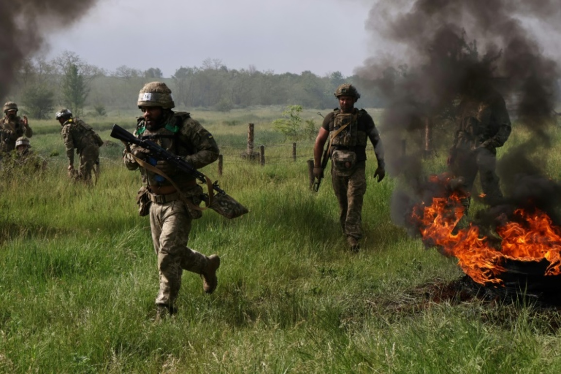 Russia Accuses Ukraine Of Trying To Derail Peace Talks - IBTimes