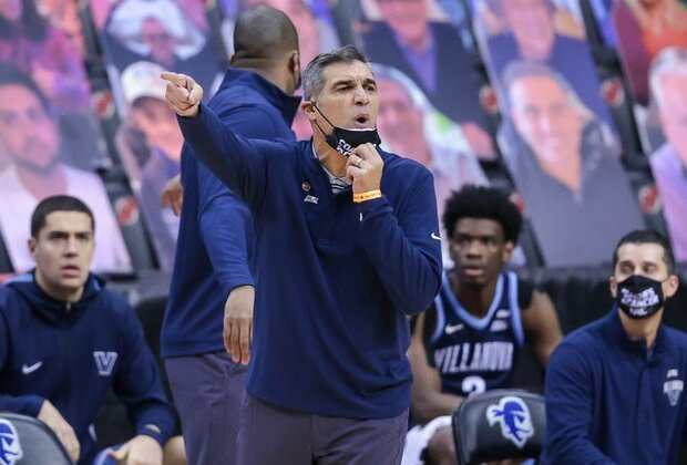 Jermaine Samuels powers No. 3 Villanova over Georgetown