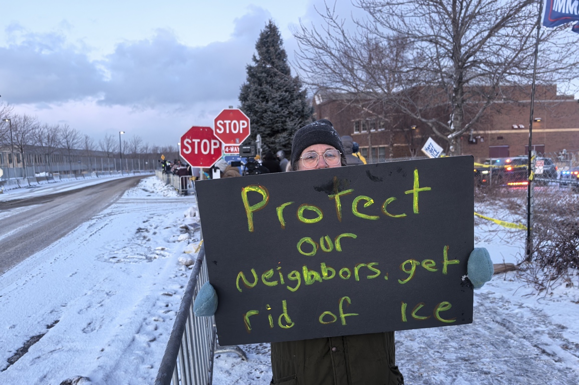 U.S.-MINNEAPOLIS-SHOOTING-PROTEST