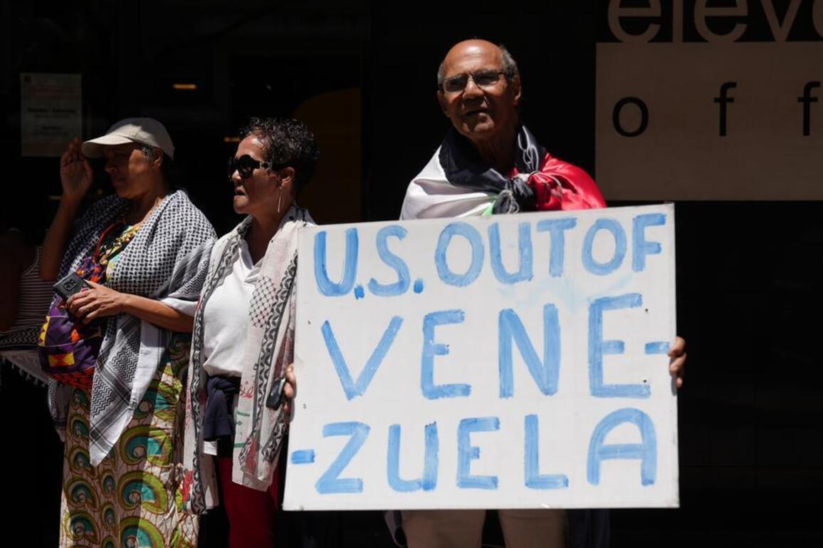 Feature: Anti-imperialist protest held outside U.S. Consulate in South Africa