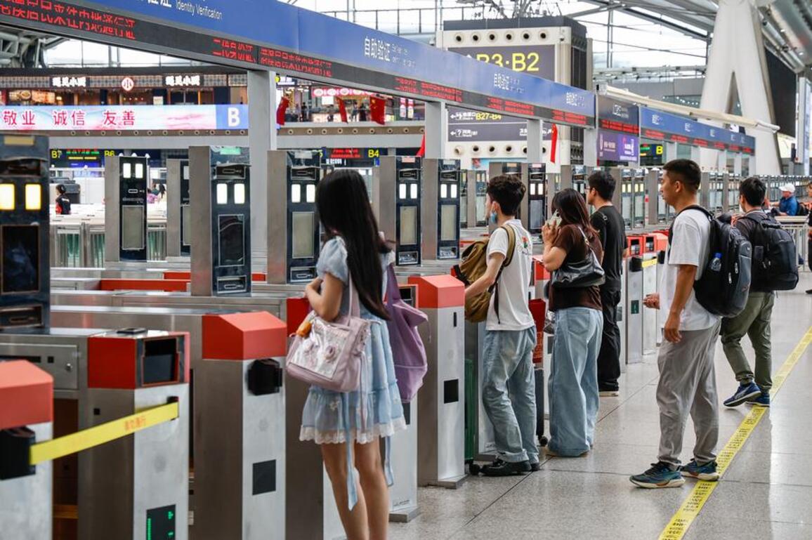 Update: China expected to handle 2.36 billion passenger trips in upcoming holiday
