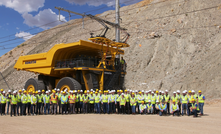 Komatsu GHG Alliance members had the opportunity to observe Komatsu's EVX truck 