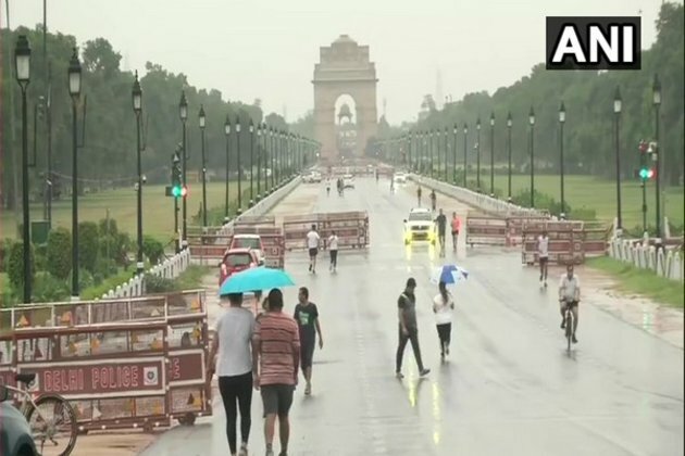 Delhi receives light rainfall
