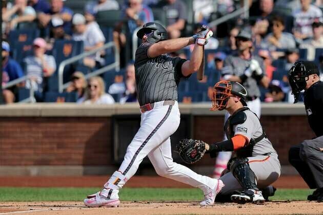 Mets sluggers look to bash Giants again
