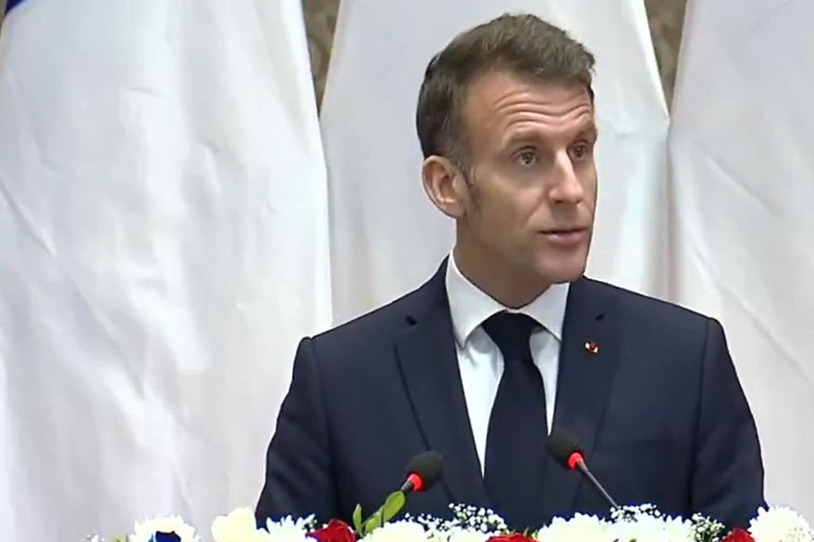 French President Macron invites PM Modi to 52nd G7 Summit in France