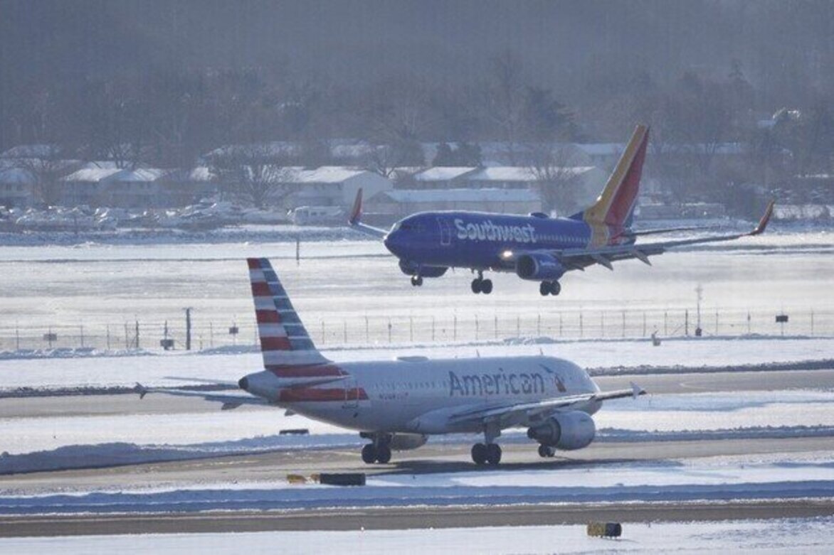 US airlines told to stop DEI-hiring pilots