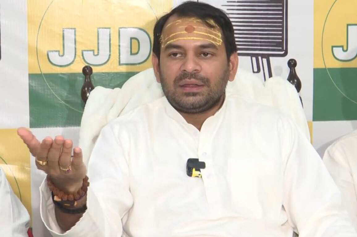 "Should have joined earlier": Tej Pratap Yadav welcomes Nishant Kumar after JD(U) entry