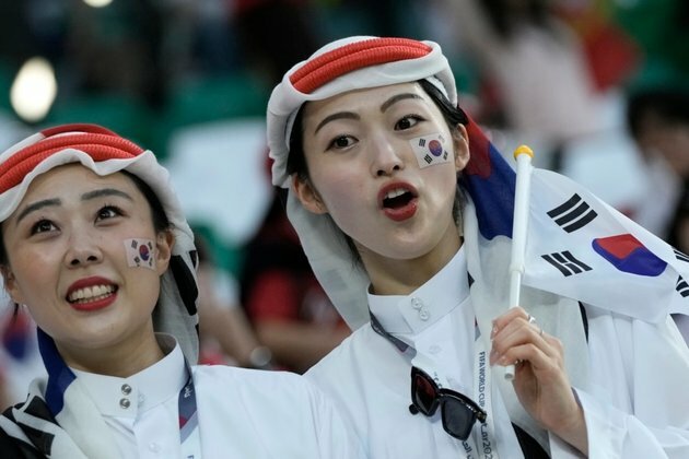 Fans&#039; Wild World Cup Fashion Draws Praise, Scorn in Qatar