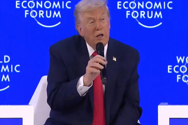 Trump says Russia, Ukraine want deal; claims talks "reasonably close"