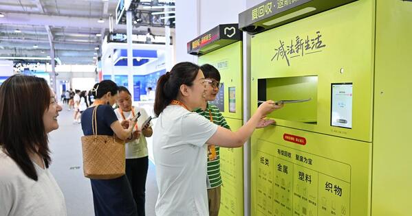 Green technology empowers global trade in services
