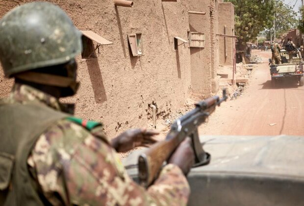 Suspected jihadist attacks on army in Mali kill three soldiers