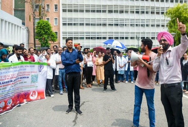 Health professionals at AIIMS calls of 11-day strike after SC's appeal