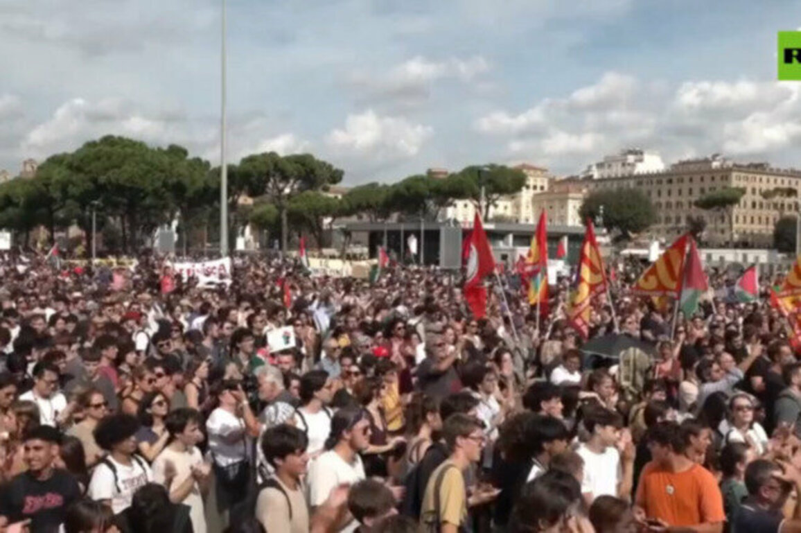 Pro-Palestine riots erupt across Italy 